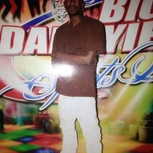 Meet your Posher, Douglas